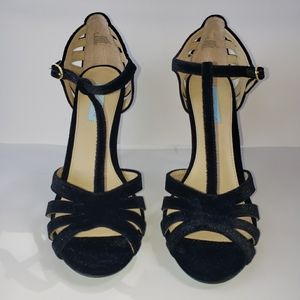 New Betsey Johnson Tee Dress Sandals, 10